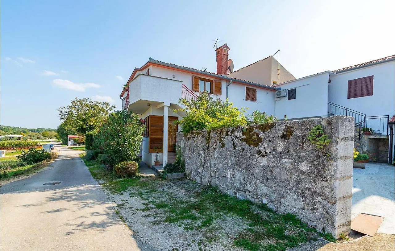 Awesome Apartment In Vrsar With Wifi 0*,  克罗地亚
