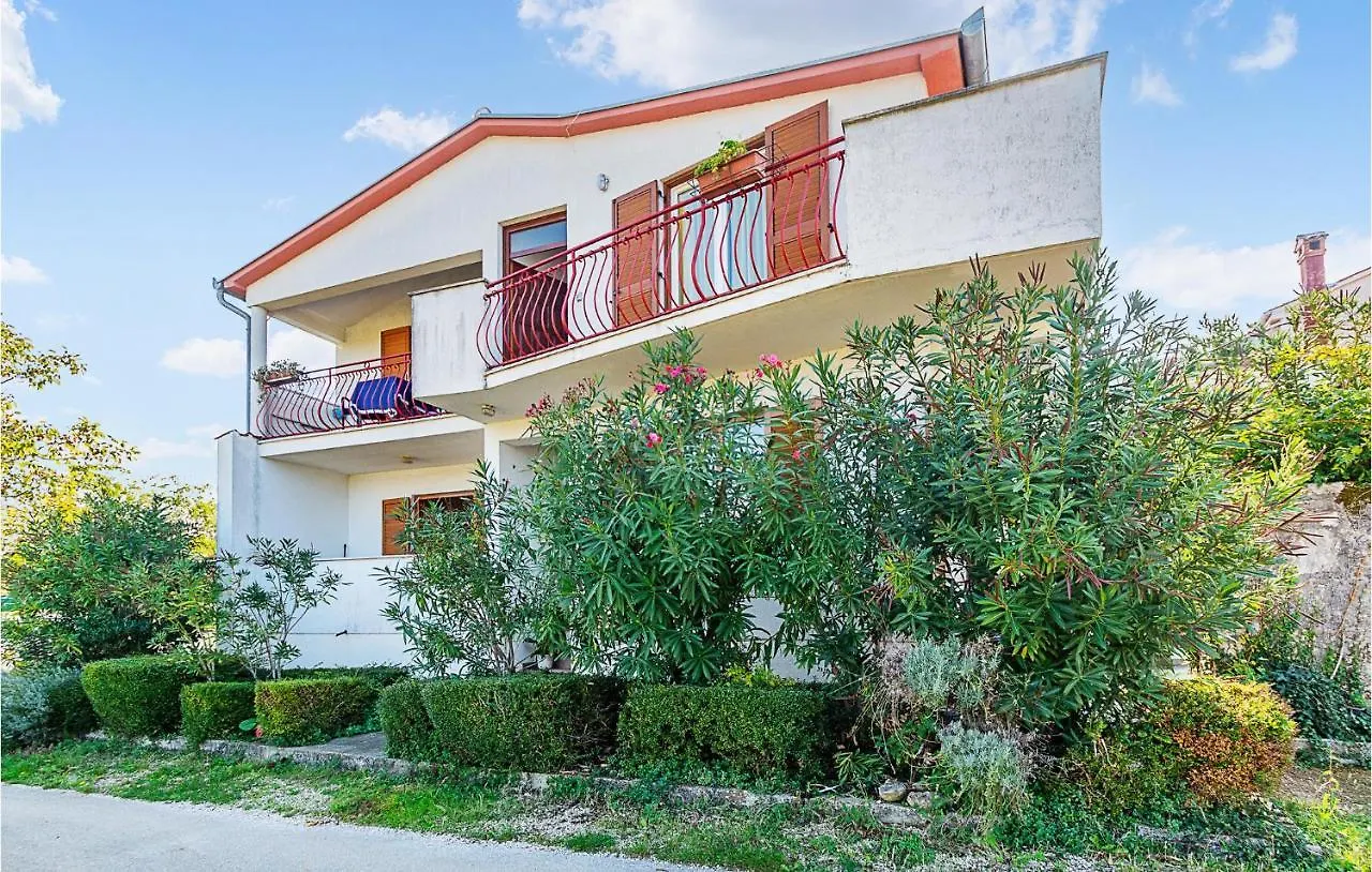 Awesome Apartment In Vrsar With Wifi